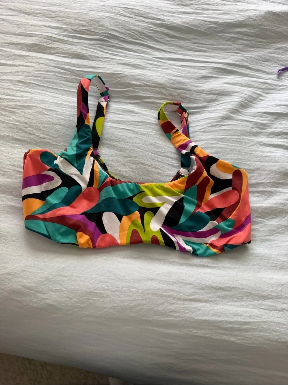 Time & Tru Multicolor Abstract Print Bikini Top underwire and adjustable straps